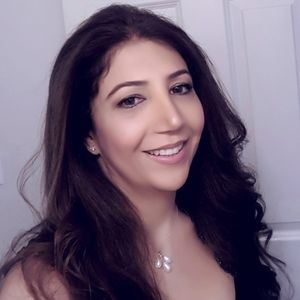 Meet your Posher, Leila